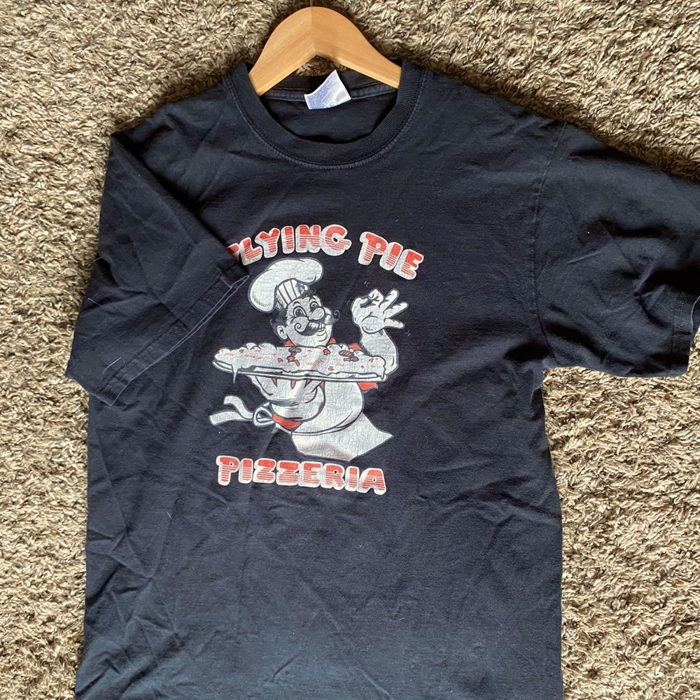 Flying Pie Pizzaria graphic tee.